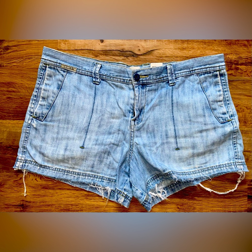 Lucky Brand woman’s shorts